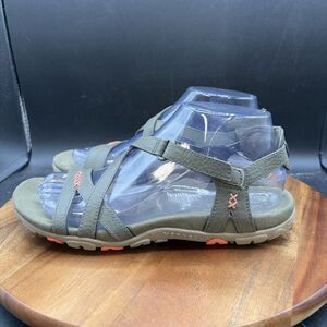 Merrell Hiking Outdoors Sandals Women Size 6 Green Leather Slingback Strappy